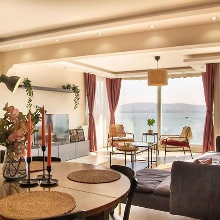 Exceptional Flat With Gorgeous Sea View In Izmirアパートメント エクステリア 写真