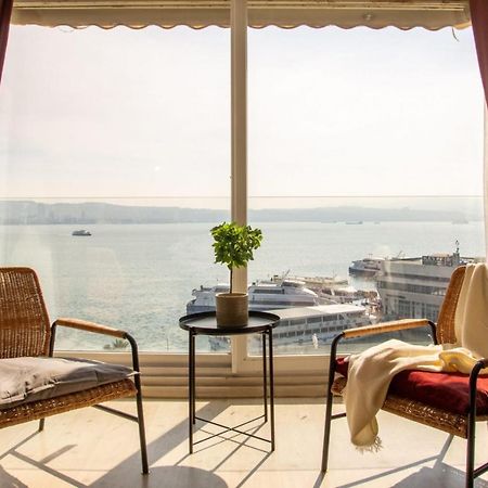 Exceptional Flat With Gorgeous Sea View In Izmirアパートメント エクステリア 写真