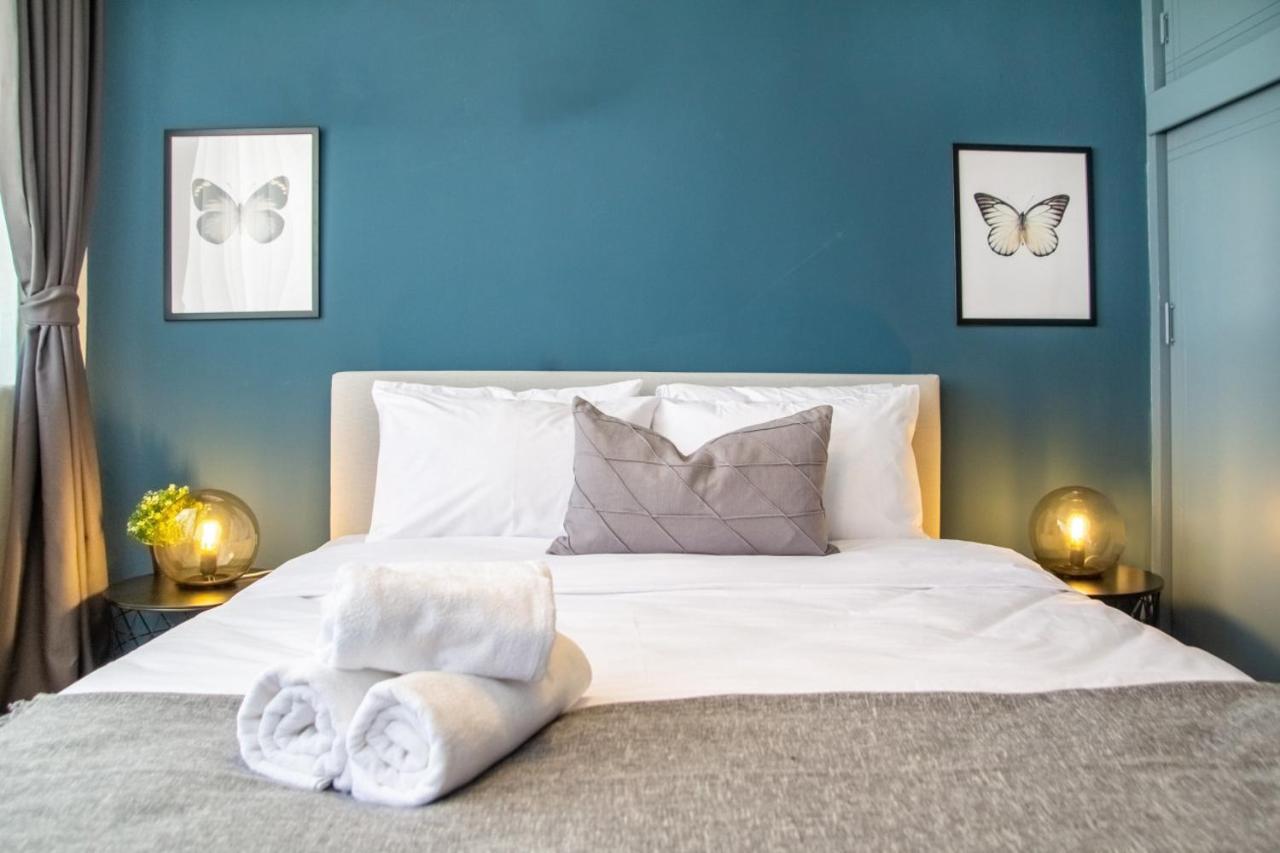 Exceptional Flat With Gorgeous Sea View In Izmirアパートメント エクステリア 写真