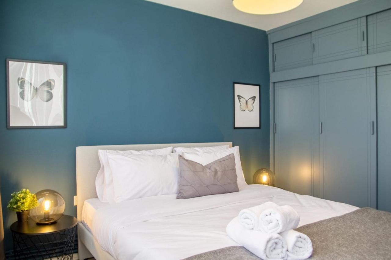 Exceptional Flat With Gorgeous Sea View In Izmirアパートメント エクステリア 写真